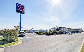 Motel 6-Laredo, TX - South